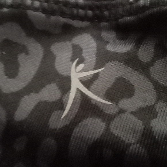 Danskin Now Dri*More leopard print fitted athletic capris - Picture 9 of 9